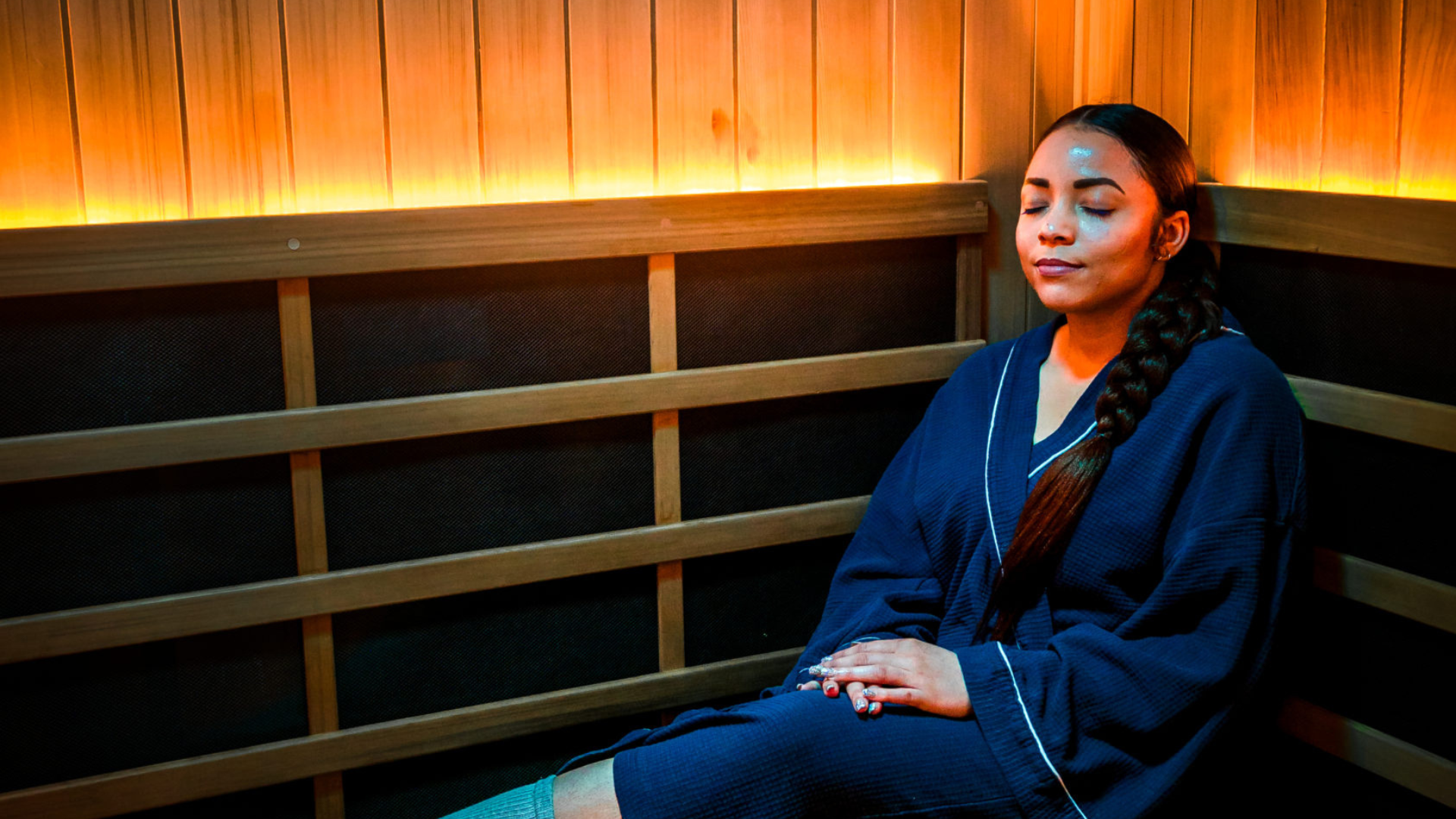 Infrared Sauna treatment at iCRYO SouthPark