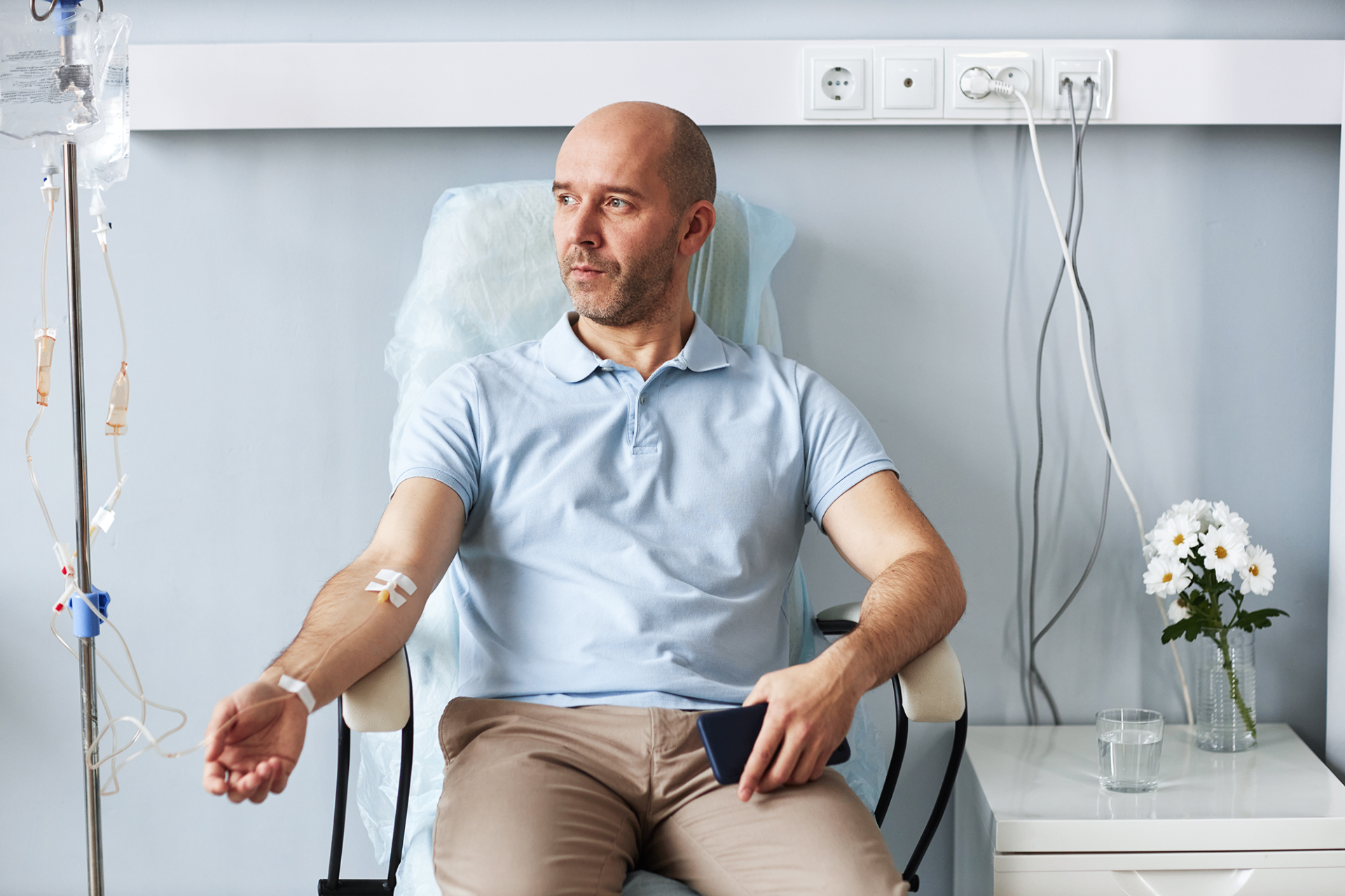 Guest receiving a stem cell IV infusion at iCRYO SouthPark